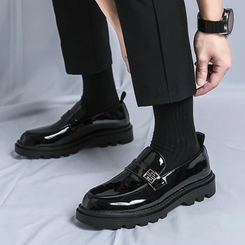 2023 Din Piele De Moda Clasic Negru Bărbați Respirabil Britanic Mens Low Cut Pantofi Din Piele De Înaltă Calitate, Moale, Gros, Cu Talpi De Pantofi De Lucru