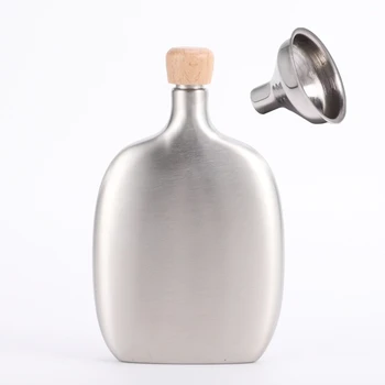 Ovală din Oțel Inoxidabil Hip Balon de Sticlă de Lichior Portabil Pâlnie capac de Lemn în aer liber Camping Vodca Carafă Whisky Oală Bărbați Cadou 9oz